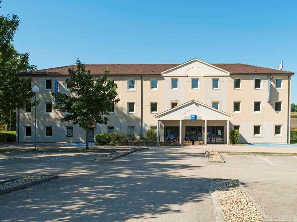 Ibis Budget Lons-Le-Saunier Ngoại thất bức ảnh