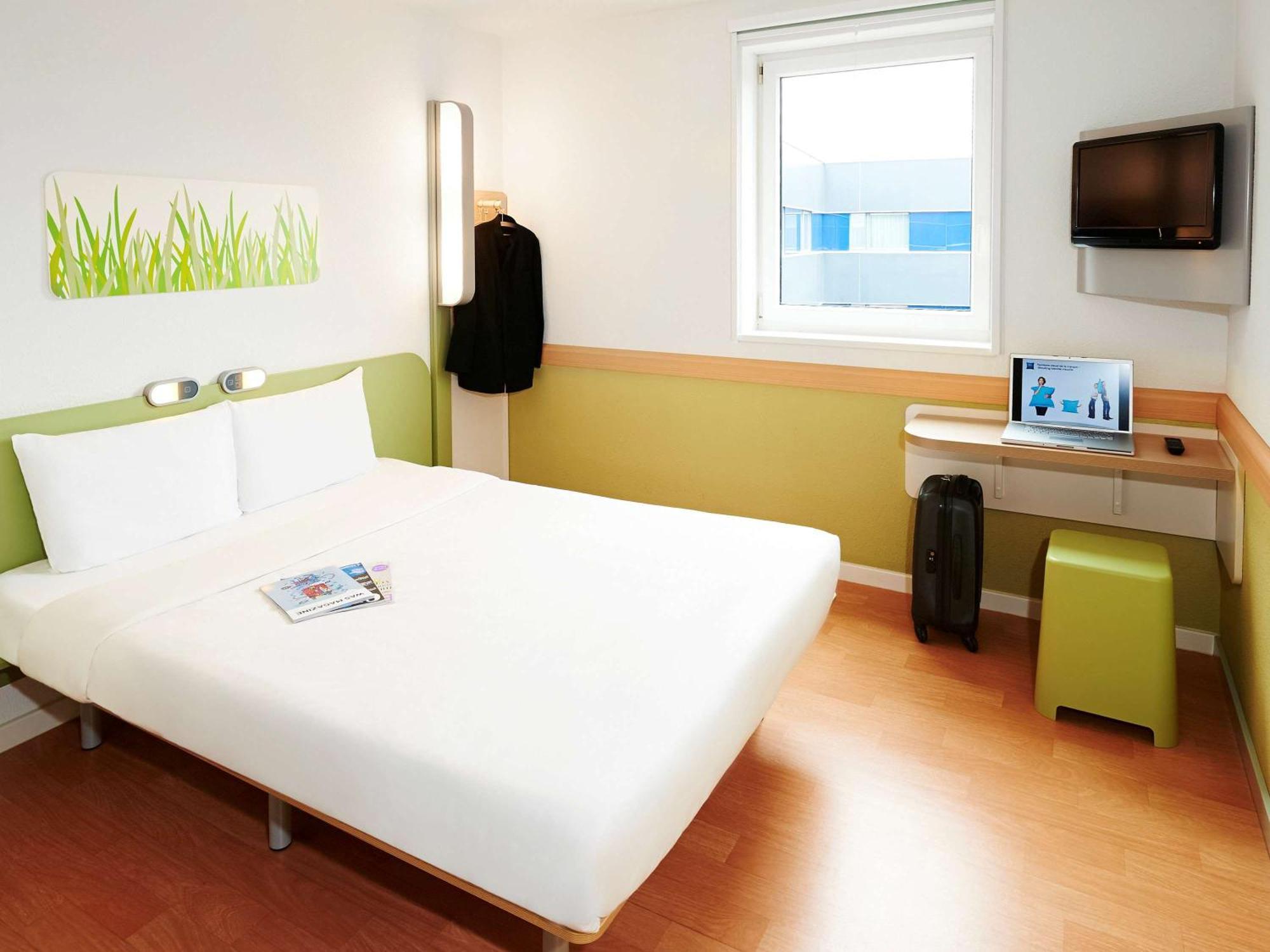 Ibis Budget Lons-Le-Saunier Ngoại thất bức ảnh